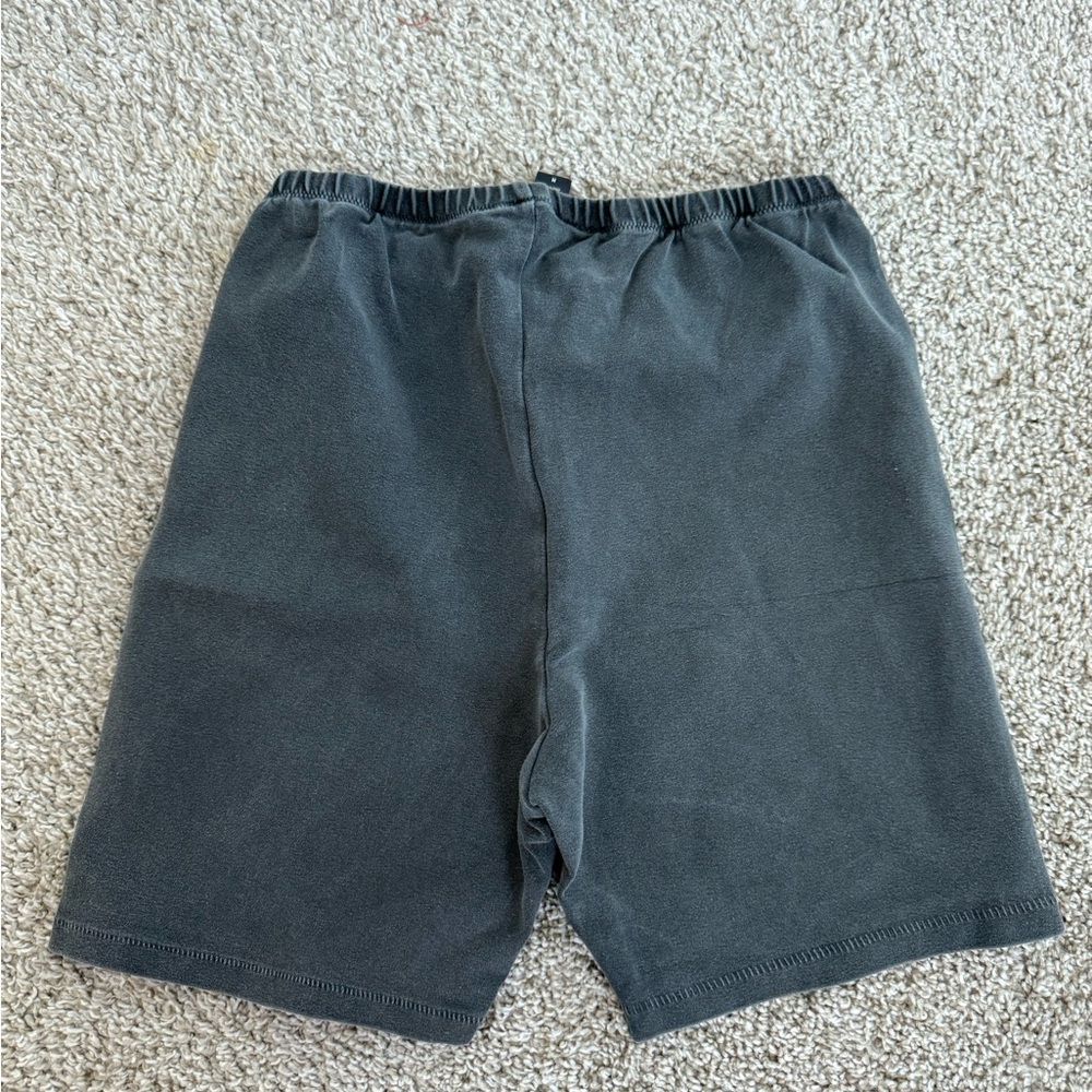 Women’s Skims Black biker shorts - Picture 3 of 3